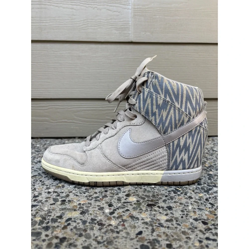 Nike Dunk Sky High Wedge Womens Pale Grey Geometric Sneakers 543258-003 Size 10